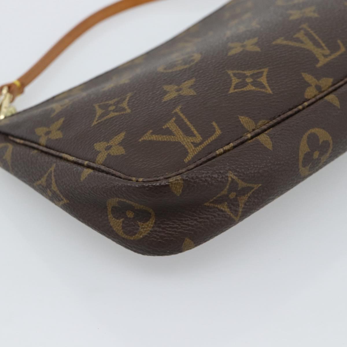Monogram Pochette Accessoires Pouch