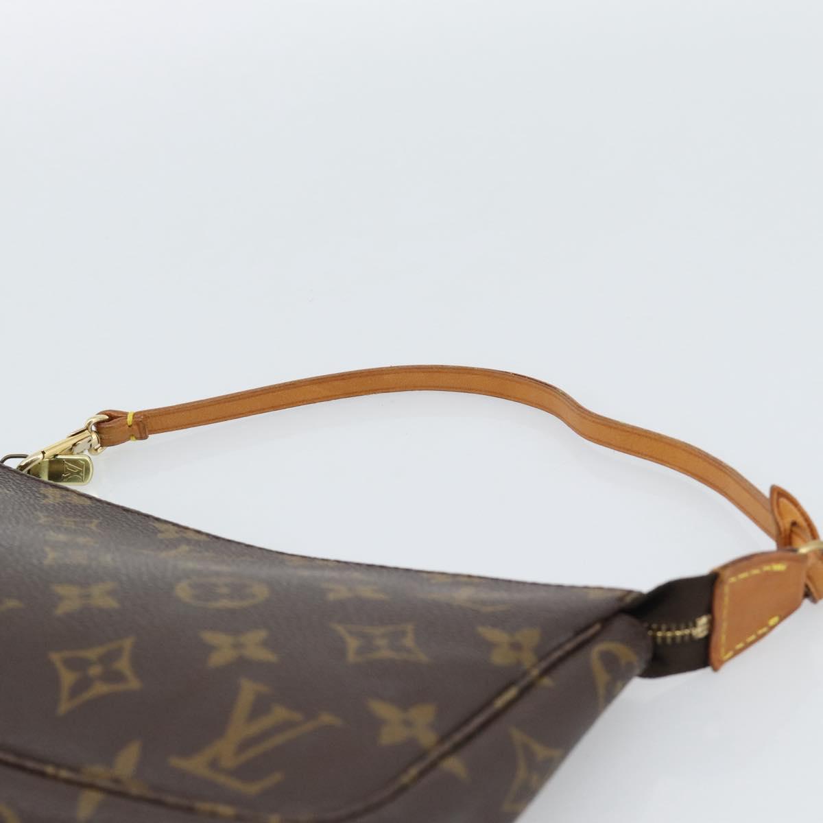 Monogram Pochette Accessoires Pouch