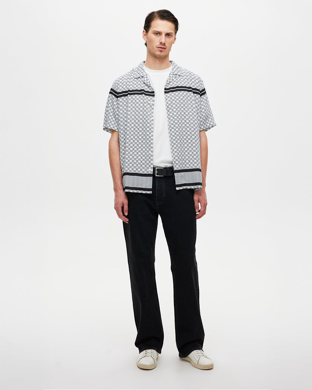 Julian Flare Venetian "Overdyed Black"