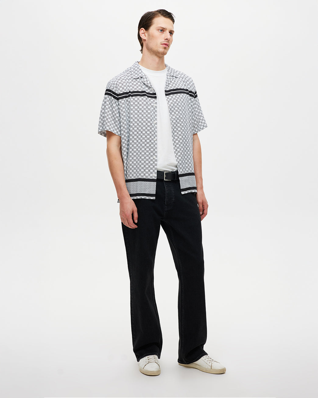 Julian Flare Venetian "Overdyed Black"