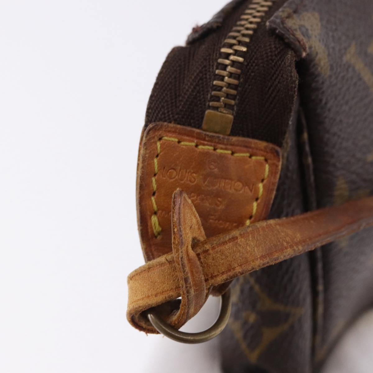 Monogram Pochette Accessoires Pouch