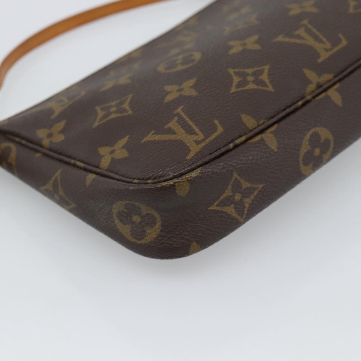 Monogram Pochette Accessoires Pouch