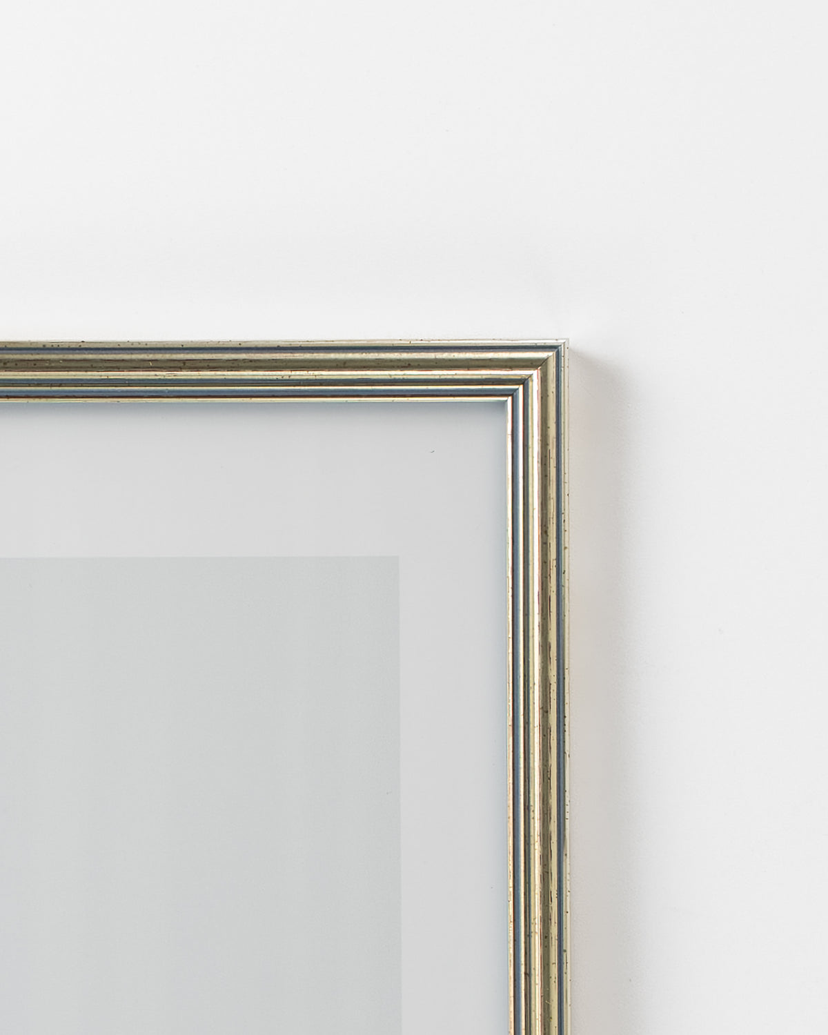 Classic Silver frame